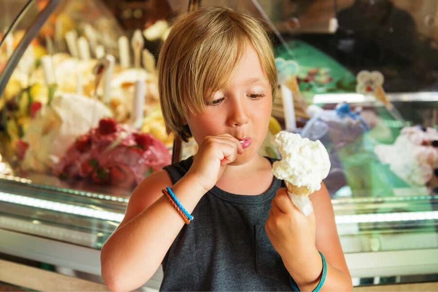 Milano: Highlights Private Tour, Duomo, Castle & Gelato - San Maurizio brings frescoes and quiet