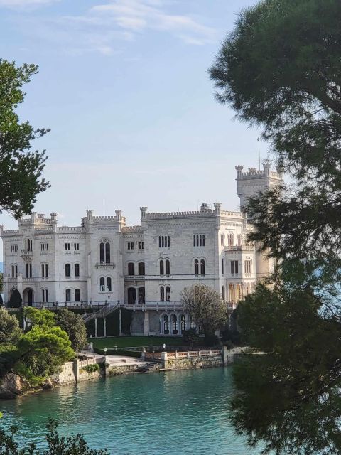 Miramare: The most romantic, beautiful and sad castle. - Why Miramare feels different from an ordinary castle visit