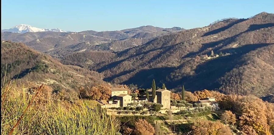 Montone: Medieval Dinner in Cardaneto Castle - The first plates: salumi, pecorino, and local products