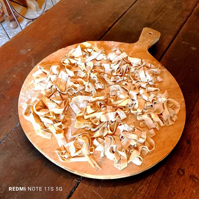 Montone: Pasta Making and Dinner at Cardaneto Castle - The Pasta Class Uses Old-Fashioned Methods