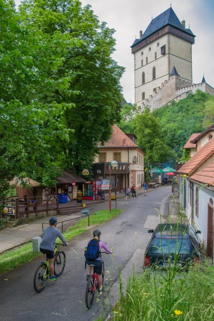 Mountain Biking Full Day Trip to The Karlstejn Castle - Weather, clothing, and day-to-day planning