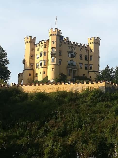 Munich: Neuschwanstein Castle and Linderhof Palace Day Trip - Why this tour works for a short Munich stay