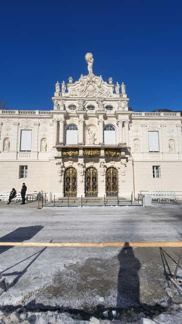 Munich: Neuschwanstein Castle and Linderhof Palace Day Trip - Meeting at Munich Central Station