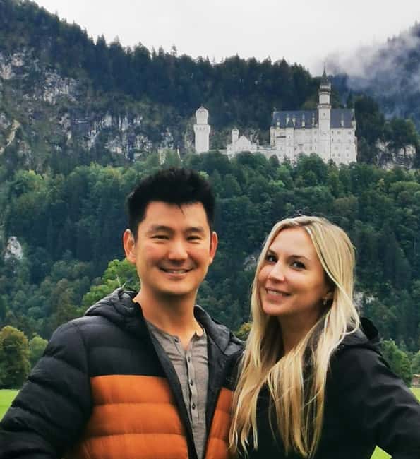Munich: Neuschwanstein Castle by Bus with Alpine Bike Ride - Walking up to Neuschwanstein Castle