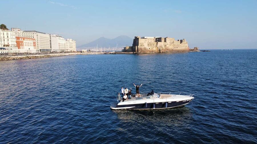 Naples Express Tour: Castles, Legends & the Gulf - Why Naples looks different from the Gulf