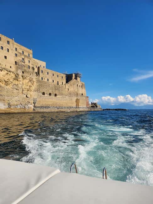 Naples Express Tour: Castles, Legends & the Gulf - Vesuvius from the Gulf