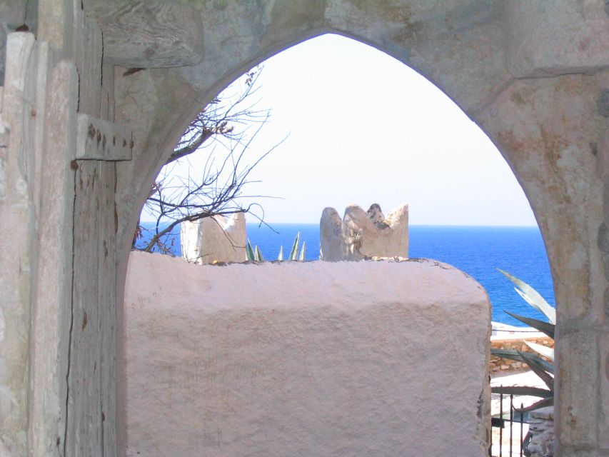 Naxos Castle Walking Tour and Sunset at the Portara - Why this evening walk works so well in Naxos