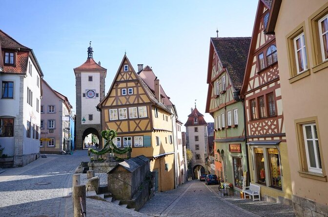 Neuschwanstein Castle, Ettal Abbey and Oberammergau Private Tour from Munich - Neuschwanstein Takes the Main Stage