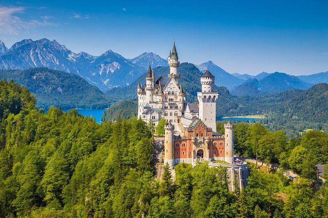Neuschwanstein Castle, Ettal Abbey and Oberammergau Private Tour from Munich - Oberammergau Beyond the Main Street