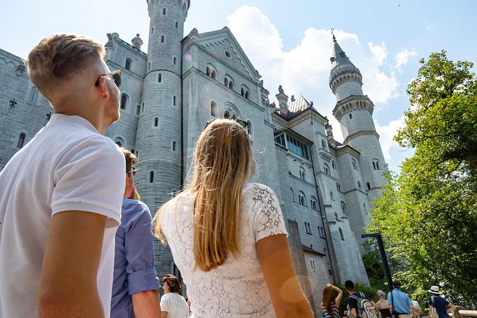 Neuschwanstein & Linderhof Castle-Fairytale Day Tour from Munich - Linderhof Palace: small scale, lavish rooms