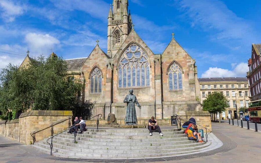 Newcastle: City Walking Tour & Exploration Game - How the app and route work in practice