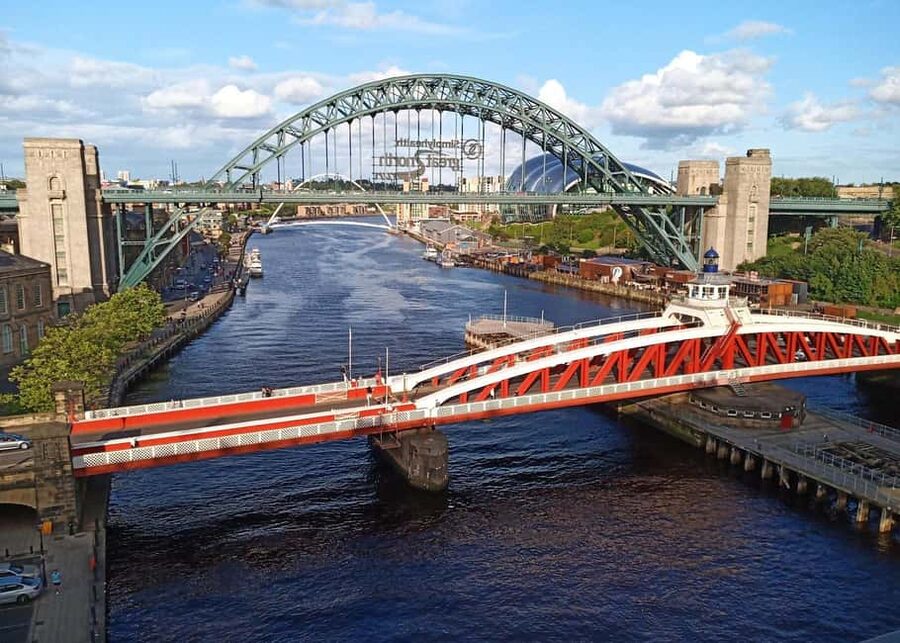 Newcastle: History and Highlights Guided Walking Tour - Starting beneath Grey’s Monument