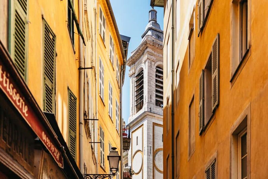 Nice: Old Town & Castle Hill Informative Guided Walking Tour - Key points at a glance