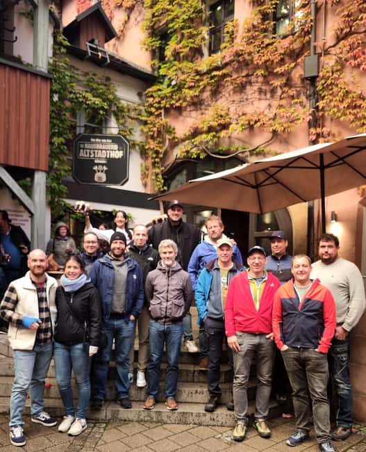 Nuremberg: Castle and Old Town Tour - incl. Tickets and red beer tasting - Starting beside Hexenhäusle