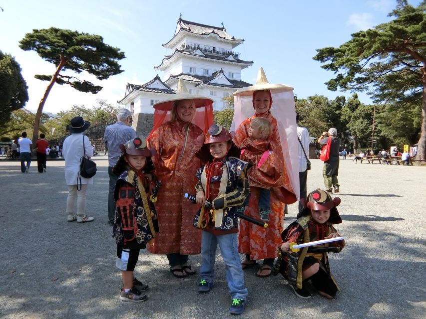 Odawara: Odawara Castle and Town Guided Discovery Tour - Starting at Odawara Station