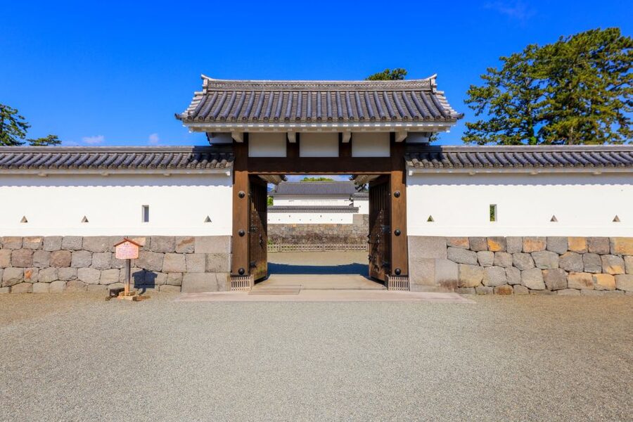 Odawara: Odawara Castle Tenshukaku Entrance Ticket - How this experience compares with a guided castle tour