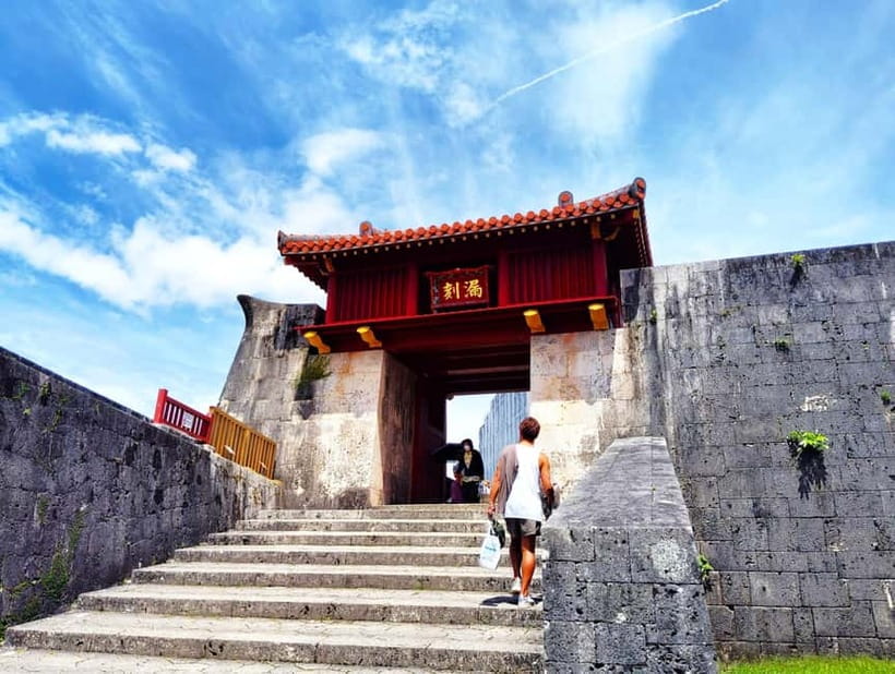 Okinawa: Shurijo Castle & Tamaudun Guided Tour - UNESCO Site - Walking the Kinjo Stone-Paved Road