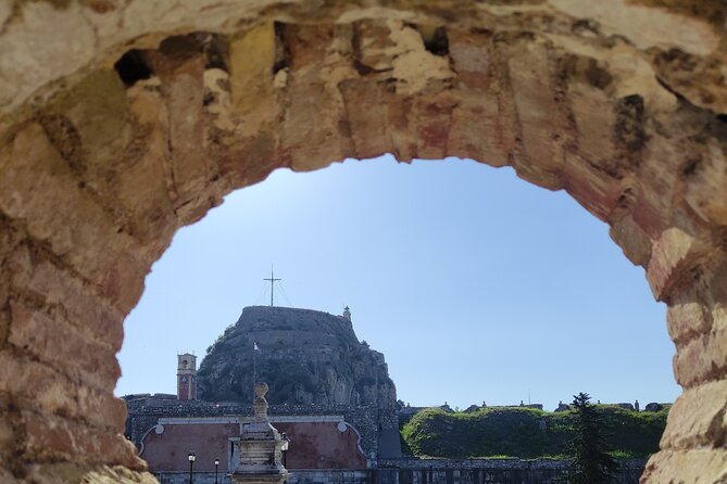 Old fortress and Corfu Old Town: History and culture - Inside the Old Fortress: walls built for war