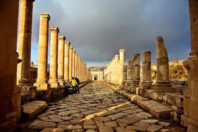 One Day Trip to Jerash & Ajloun Castle - The northbound ride from Amman