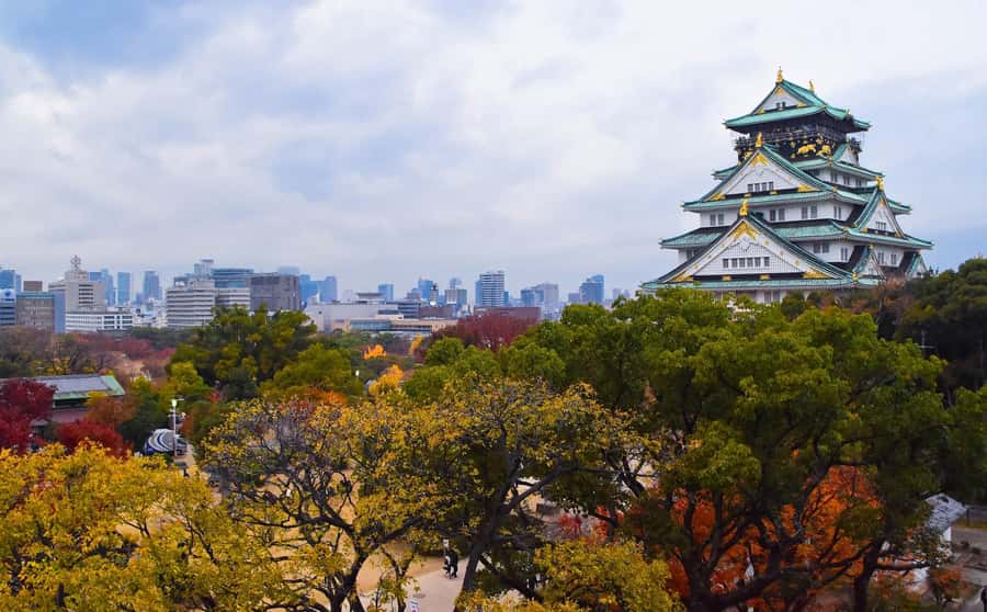 Osaka: Osaka Castle 3 hours Historical Walking Tour - From JR Osaka-jo Koen Station to the castle