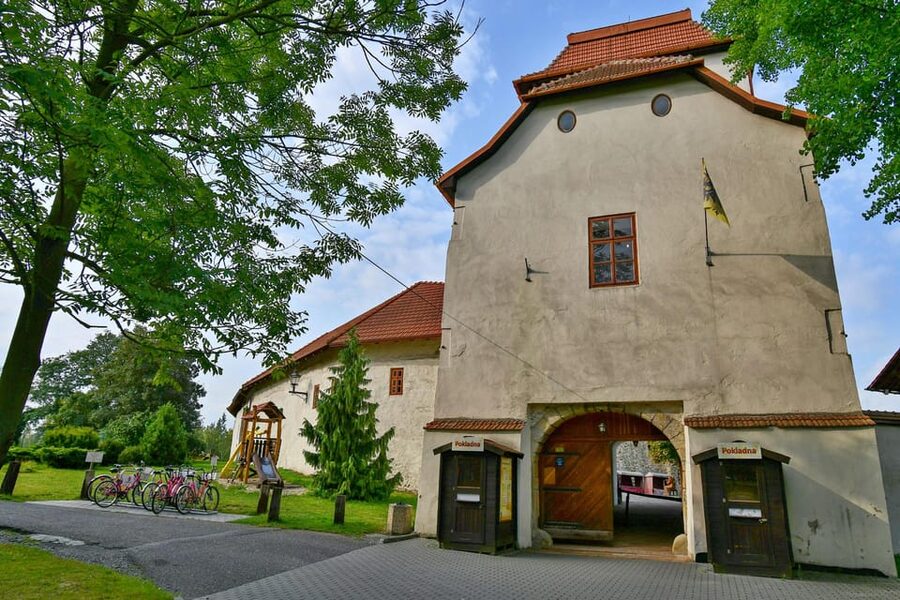 Ostrava: Entrance to Silesian Ostrava Castle - Cultural events that can change your visit