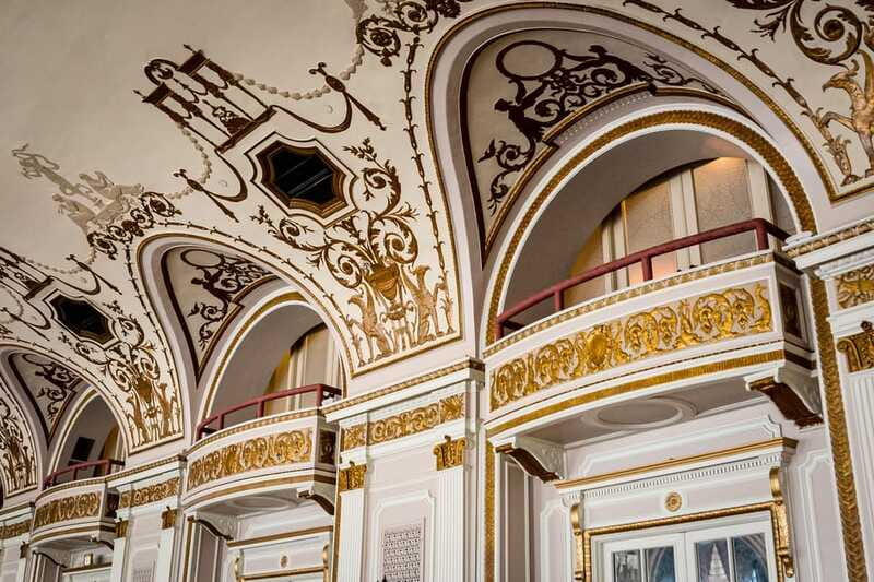 Ottawa: Secrets of the Château Laurier - Guided Hotel Tour - The value of $28