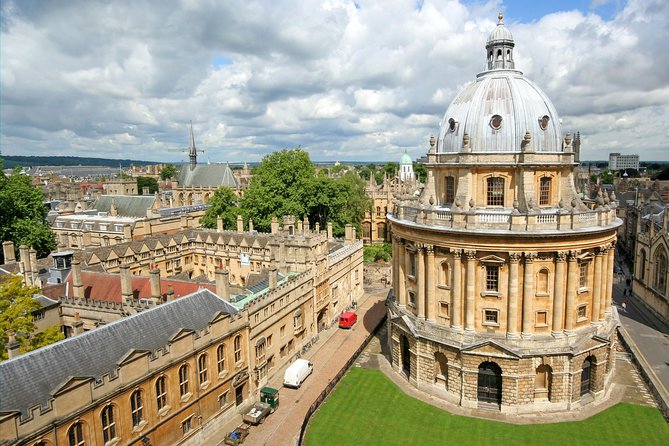 Oxford, Stratford, Cotswolds & Warwick Castle Tour from London - Who should book this day trip?