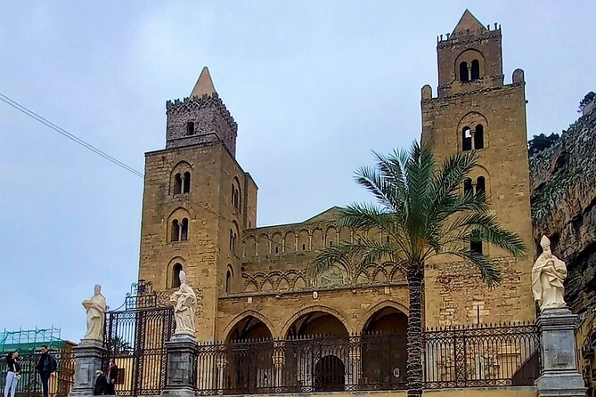 Palermo: Medieval castles of Caccamo & Cefalù. Small Group Tour - Setting out from Hotel Politeama at 8:30 AM