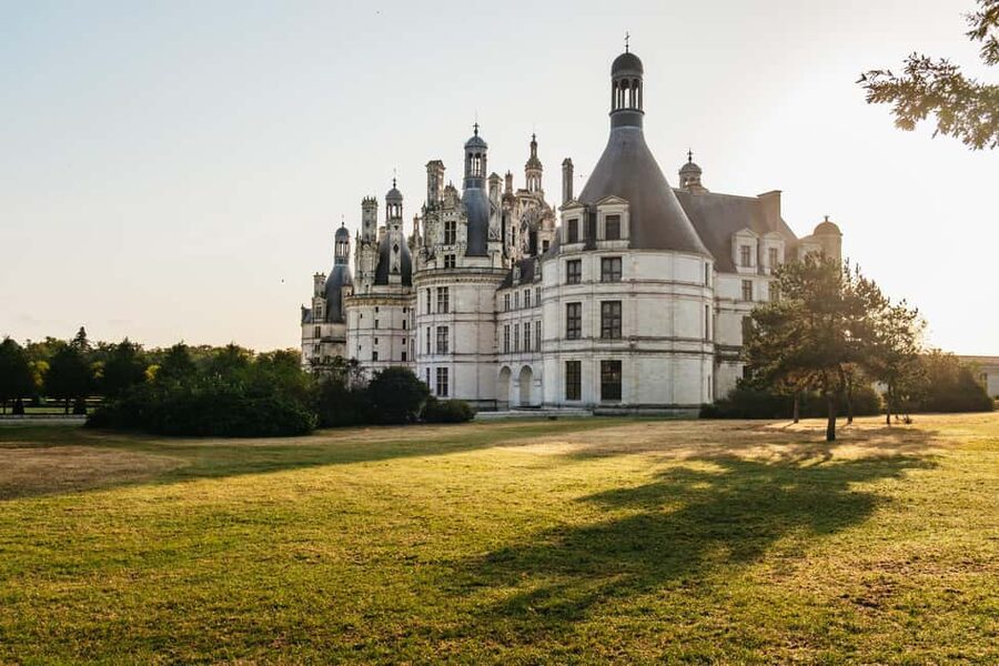 Paris: Loire Valley Chambord Castle, Wine Tasting & Lunch - Château de Chambord and its grand Renaissance design