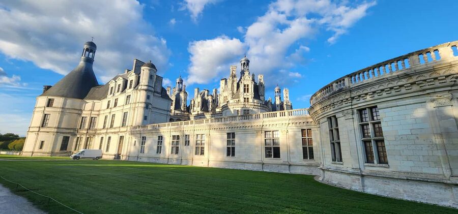 Paris to Loire Valley Castles Chambord & Chenonceau -DayTrip - Lunch and wine at Chambord Domaine