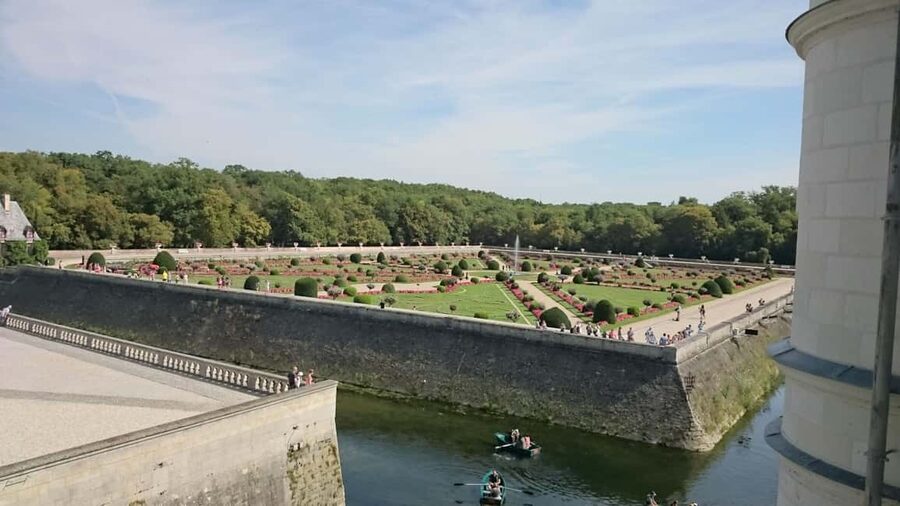 Paris to Loire Valley Castles Chambord & Chenonceau -DayTrip - Returning to Paris after a long day