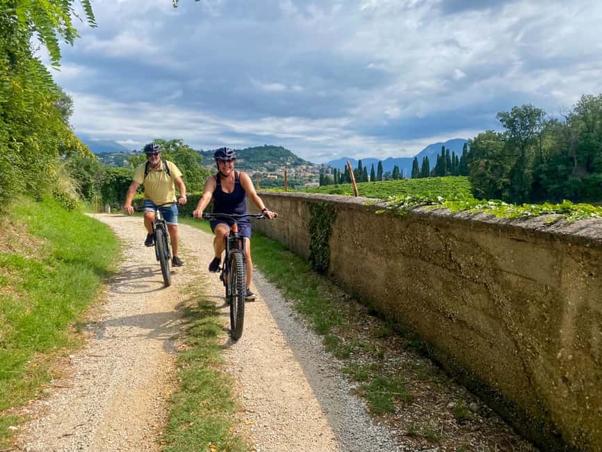 Pastrengo: e-bike tour and wine tasting in the Castle - Starting at the relais near Pastrengo