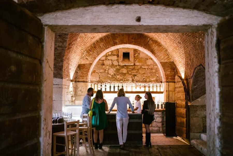 Pastrengo: e-bike tour and wine tasting in the Castle - Is $100 a fair price?