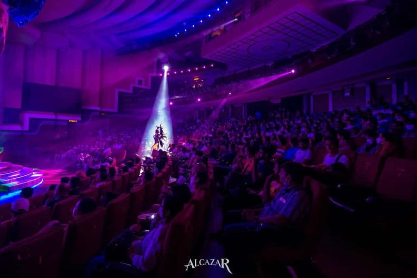 Pattaya: Alcazar Cabaret Show Admission Ticket - The Performers and the Tone of the Evening