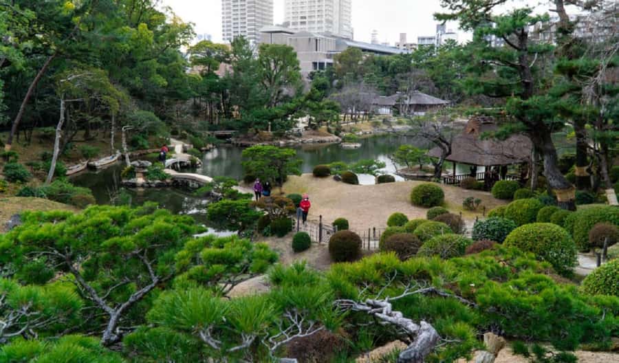 Peace Memorial Park, Hiroshima Castle, & Garden Private Tour - The Peace Memorial Museum asks for quiet attention
