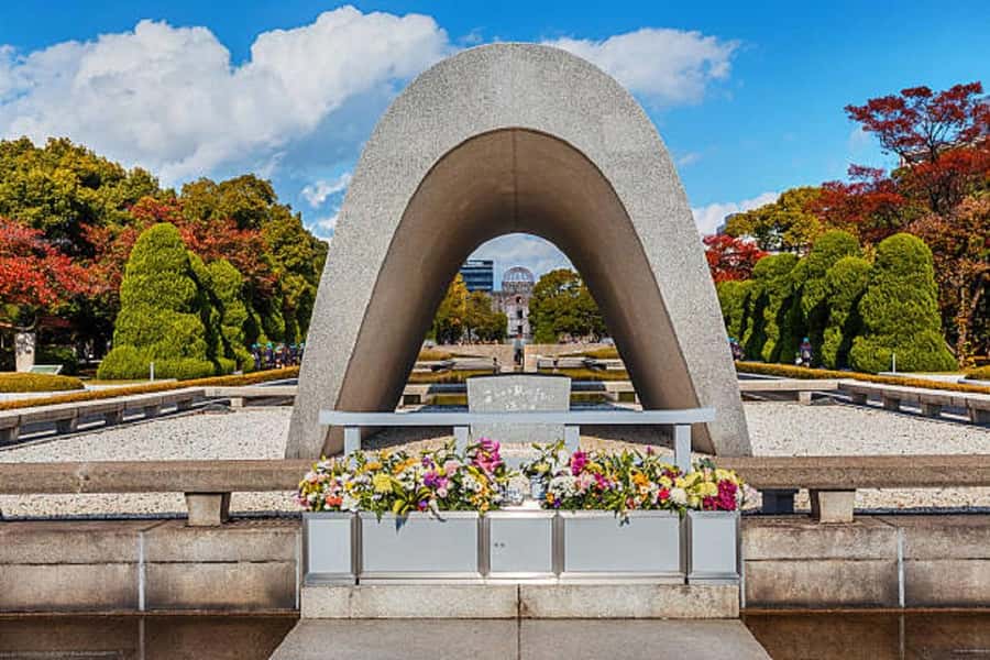 Peace Memorial Park, Hiroshima Castle, & Garden Private Tour - Who should book this Hiroshima tour?