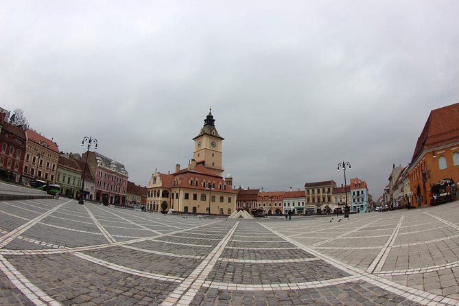 Peles Castle, Bran Castle and Brasov from Bucharest - The guide can make or break the schedule