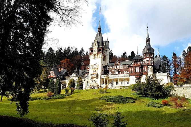Peles Castle & Bran Castle - Executive Private Tour - Peles Castle and the Romanian royal connection