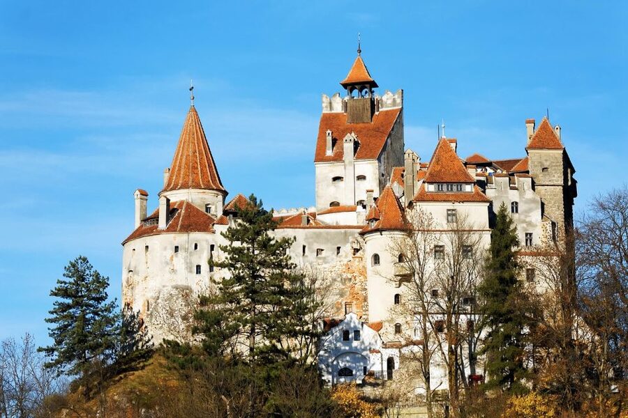Peleș Castle, Bran Castles and Brasov City - Private Tour - Bran Castle and the Dracula story