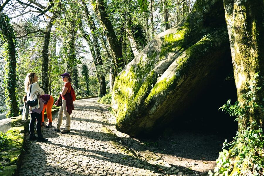 Pena Palace, Moorish Castle,Quinta ad Regaleira:Walking tour - The Vila Sassetti trail back down