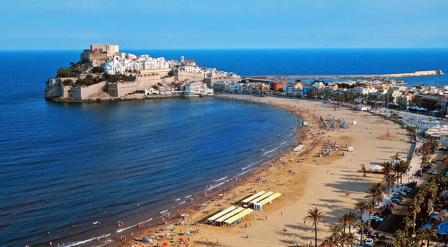 Peñíscola Day Tour: Game of Thrones, Castle Lunch, & Beach Time - Why Peñíscola works as a day trip from Valencia