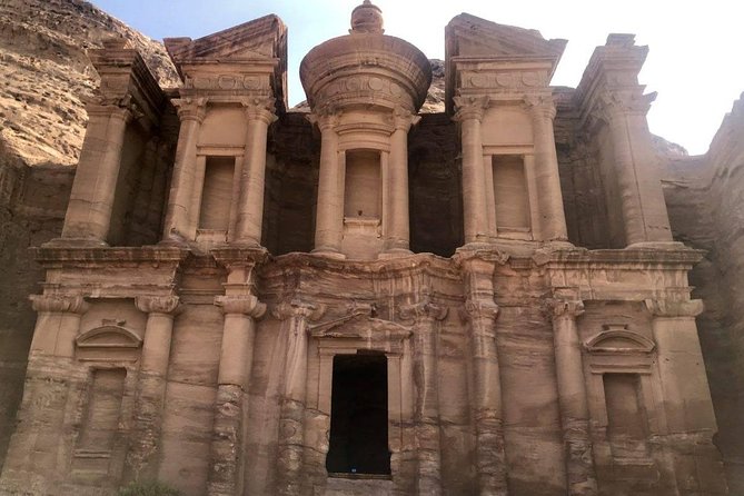Petra, Little Petra and Shobak Castle - Private Tour From Amman - Why the private vehicle matters