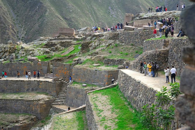 Pisac Indian Market and Ollantaytambo Fortress with Lunch - The buffet lunch is more than a quick roadside meal