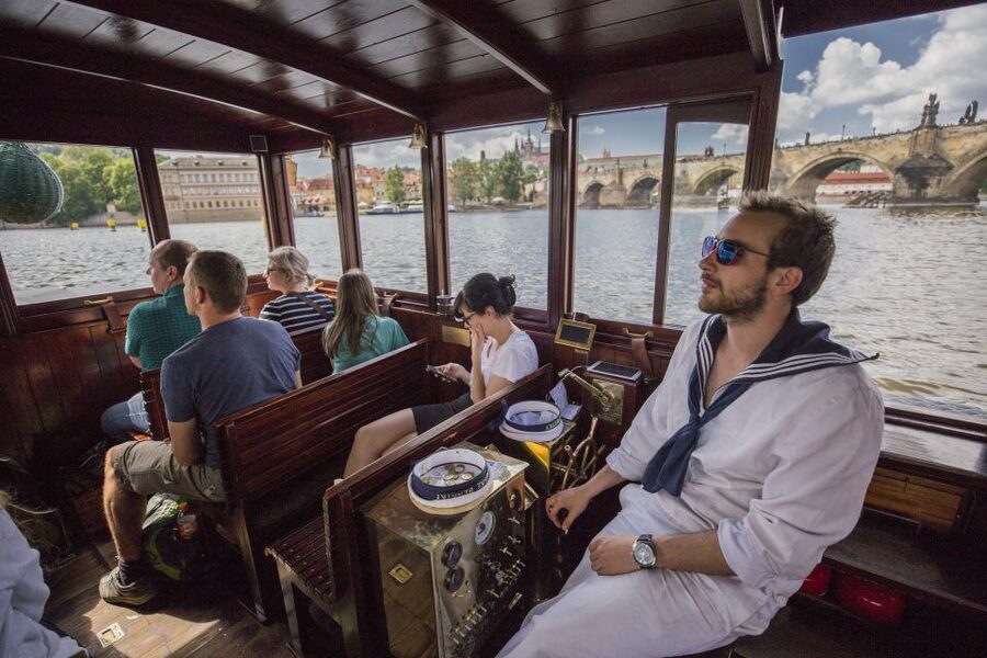 Prague: 3–Hour Castle Grounds Walking Tour and River Cruise - The route begins behind Týn Cathedral