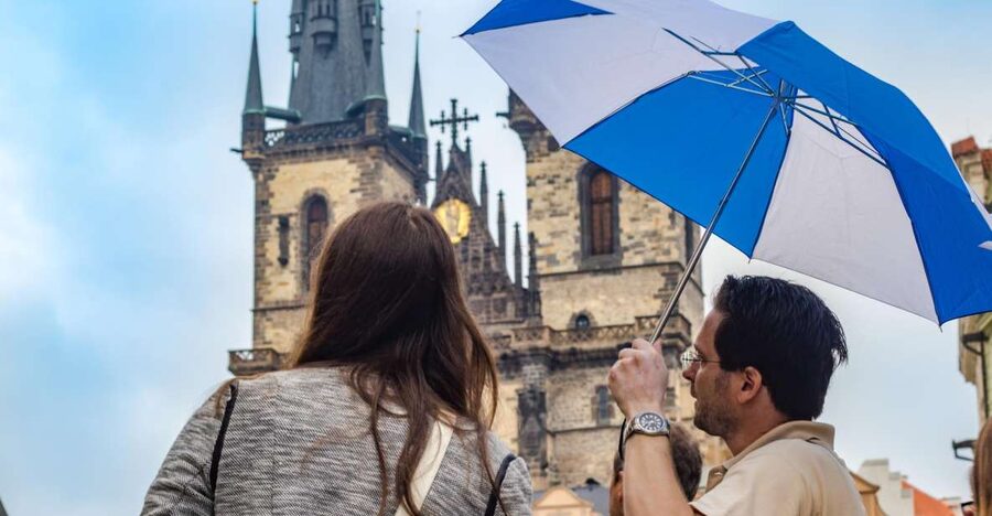 Prague: 3-Hour Walking Tour of Old Town & Prague Castle - Price, value, and what you still pay for