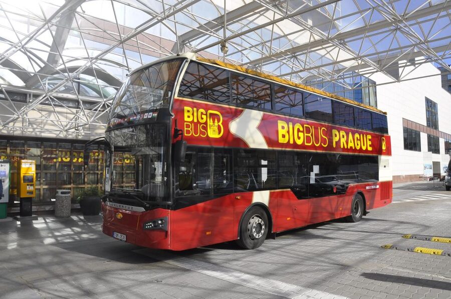 Prague: Big Bus Hop-on Hop-off, Castle Tour and River Cruise - Key things to know before you go