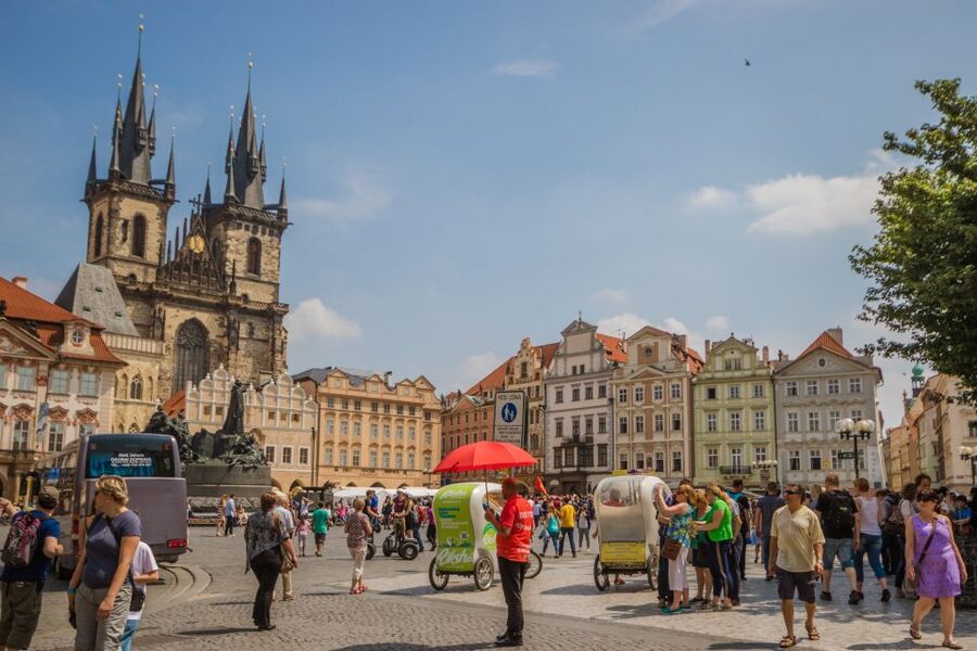 Prague: Big Bus Hop-on Hop-off, Castle Tour and River Cruise - Should you book this Prague bus and boat tour?
