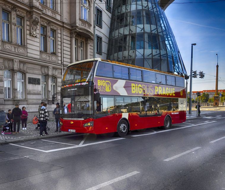 Prague: Big Bus Hop-on Hop-off, Castle Tour and River Cruise - A practical way to see Prague in one or two days