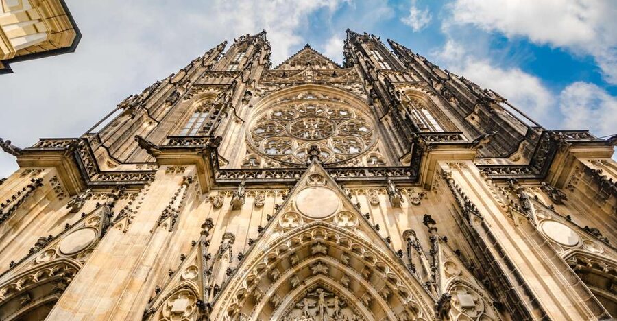 Prague Castle 2.5-Hour Tour Including Admission Ticket - St. Vitus Cathedral is the main event