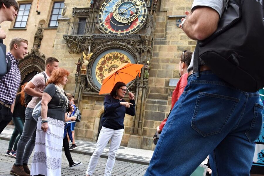 Prague: Castle and Jewish Quarter Tour - Prague Castle and the city from above